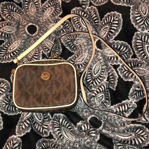 Michael Kors Crossbody